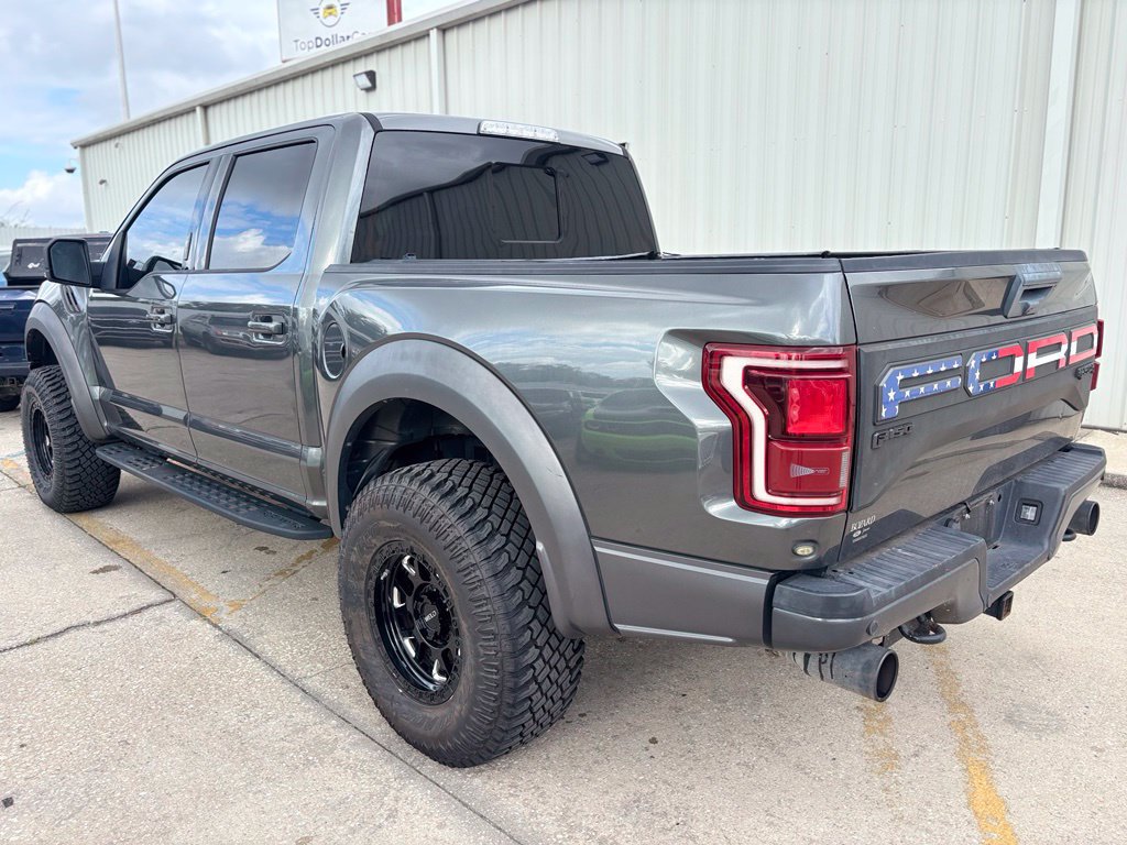 Used 2019 Ford F150 Raptor w/ Equipment Group 802A Luxury AWD/4WD image 3