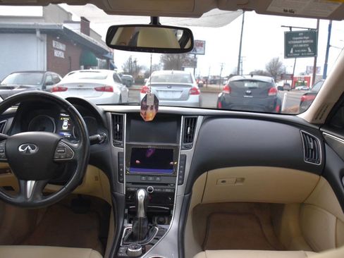 Used 2015 INFINITI Q50 Premium w/ Navigation Package AWD/4WD image 15