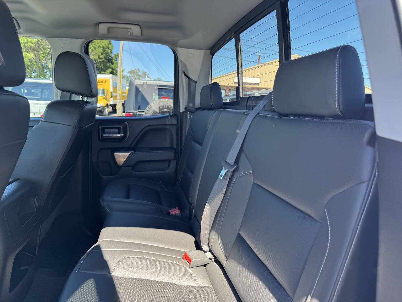 Used 2018 Chevrolet Silverado 1500 LTZ w/ Sport Package AWD/4WD image 28