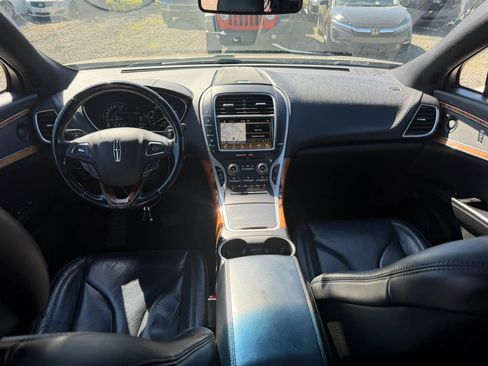 Used 2017 Lincoln MKX Reserve w/ Lincoln MKX Climate Package AWD/4WD image 32