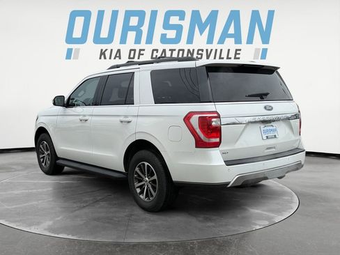 Used 2020 Ford Expedition XLT image 4