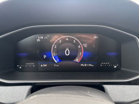 New 2026 Volkswagen Jetta SE FWD image 24