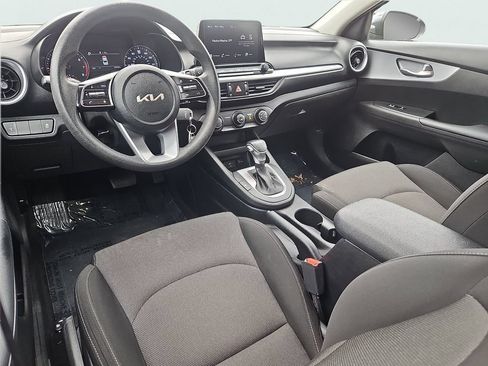 Certified 2023 Kia Forte LXS FWD image 11