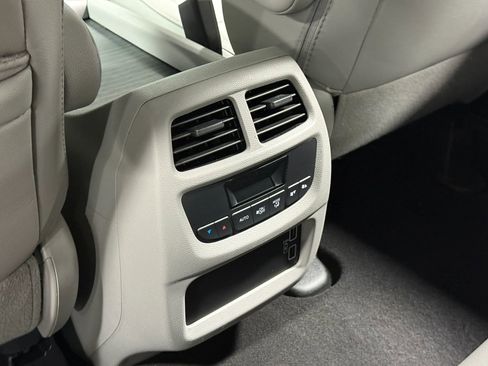 Used 2019 Honda Pilot EX-L image 63