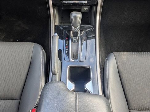 Used 2016 Honda Accord Sport image 17