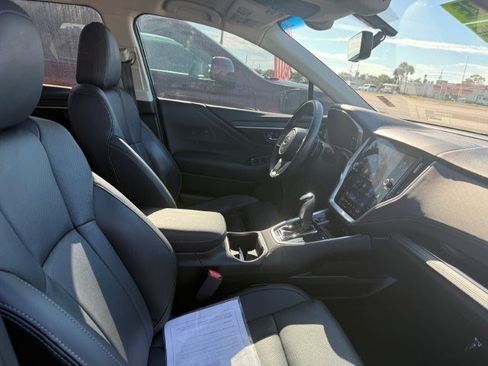 Used 2021 Subaru Outback Limited image 11