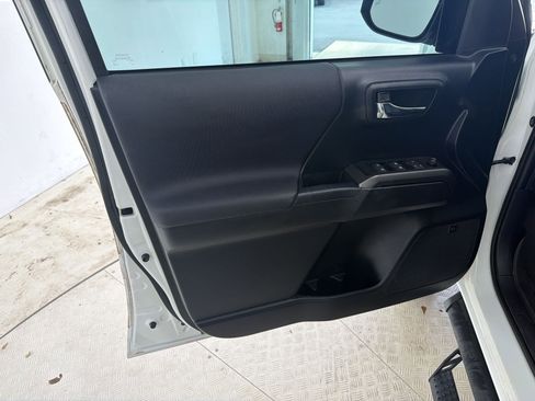 Used 2019 Toyota Tacoma TRD Pro w/ Desert Air Intake Package AWD/4WD image 18