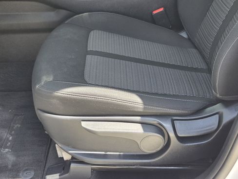 Used 2023 Kia Sorento LX FWD image 22