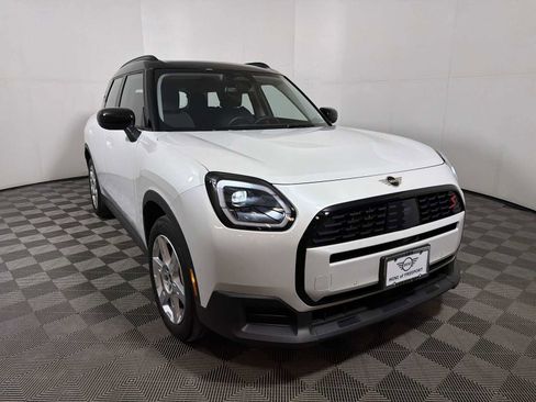 Certified 2025 MINI Cooper Countryman S image 2