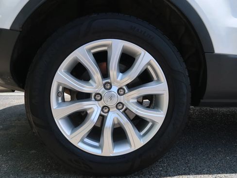 Used 2019 Land Rover Range Rover Evoque AWD/4WD image 54