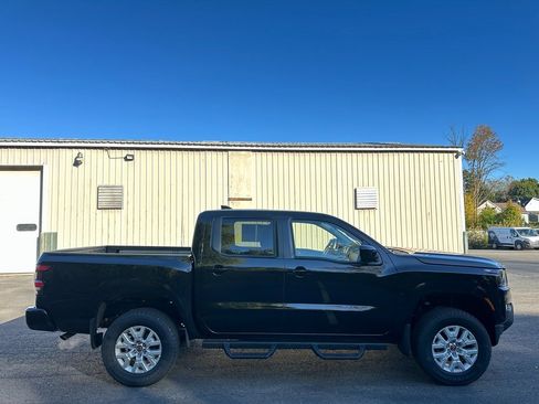 Used 2023 Nissan Frontier SV w/ SV Convenience Package image 13