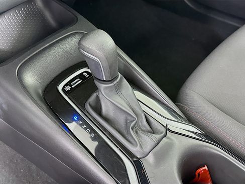 Certified 2025 Toyota Corolla SE FWD image 16