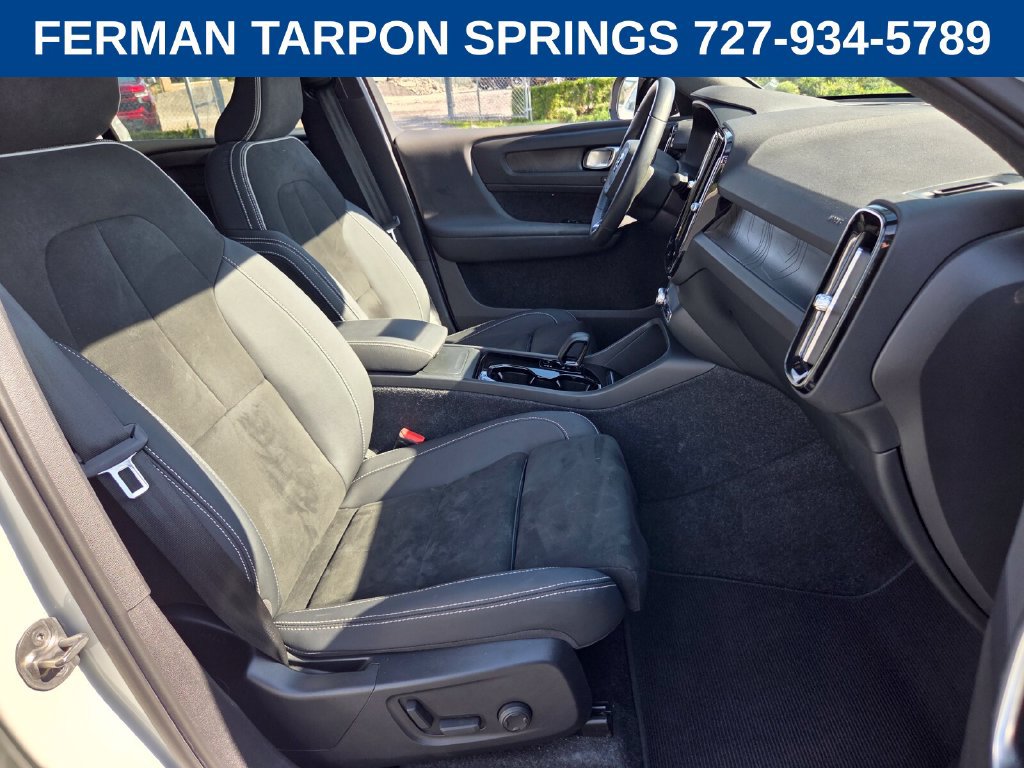 Certified 2023 Volvo C40 P8 Recharge Plus w/ Climate Package AWD/4WD image 19