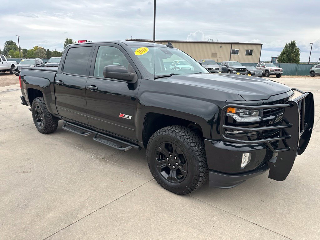 Used 2018 Chevrolet Silverado 1500 LTZ Z71 w/ LTZ Plus Package AWD/4WD image 35