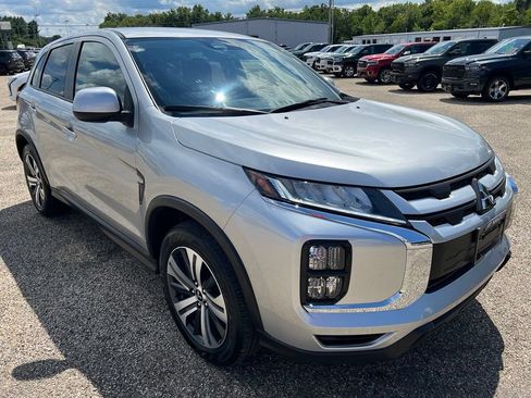 Used 2025 Mitsubishi Outlander Sport ES AWD/4WD image 7