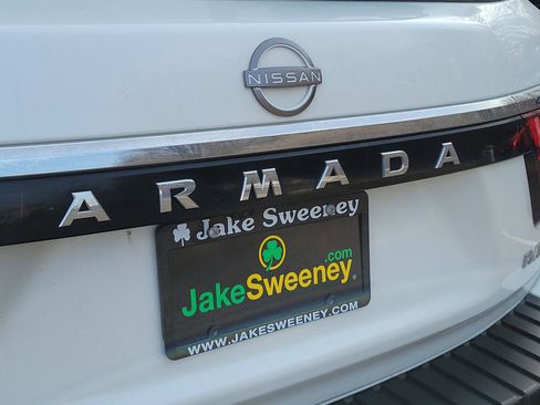 Used 2022 Nissan Armada Platinum w/ Captain's Chairs Package image 7