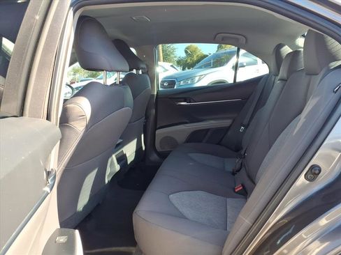 Used 2020 Toyota Camry LE image 14