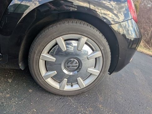 Used 2014 Volkswagen Beetle 2.5 image 20