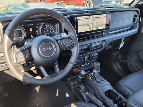 New 2025 Jeep Wrangler Unlimited Rubicon 392 image 5