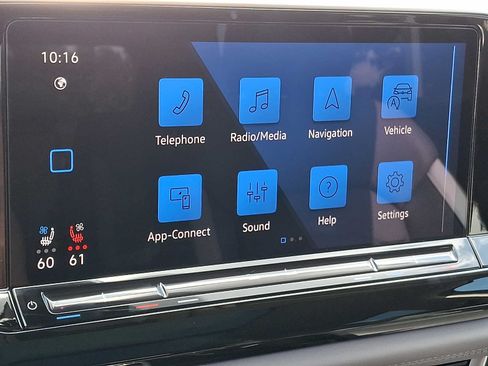 Used 2025 Volkswagen Atlas Peak Edition SE AWD/4WD image 15