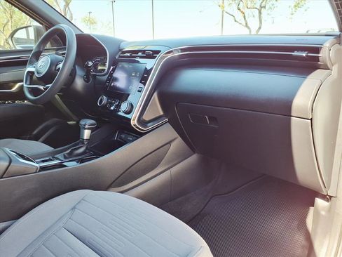 Certified 2022 Hyundai Santa Cruz SEL image 10