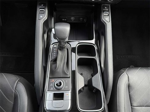 Used 2023 Kia Telluride EX X-Line image 4