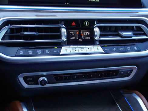 Used 2023 BMW X6 xDrive40i w/ M Sport Package image 28