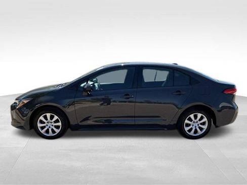 Used 2026 Toyota Corolla LE FWD image 6