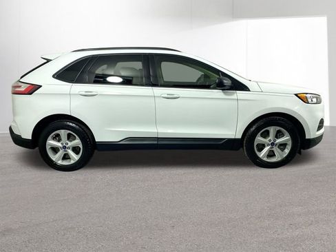 Used 2022 Ford Edge SE image 33