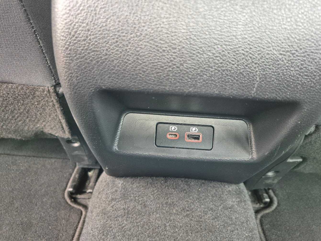 Used 2024 Nissan Altima 2.5 SV FWD image 24
