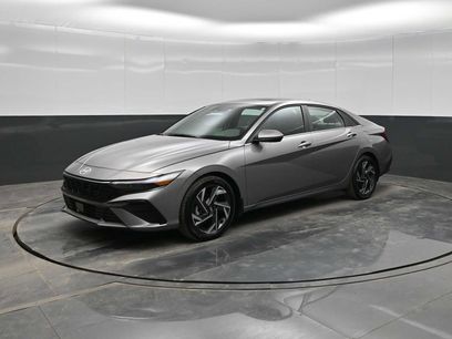 Used 2025 Hyundai Elantra SEL