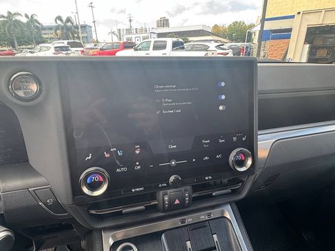 Used 2024 Lexus GX 550 AWD/4WD image 22
