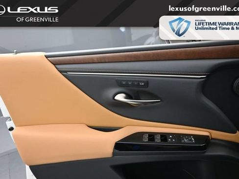 Certified 2023 Lexus ES 250 w/ Premium Package AWD/4WD image 19
