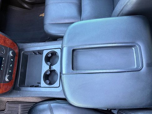 Used 2013 Chevrolet Avalanche LT w/ All-Star Edition image 30