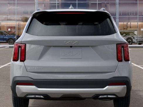 New 2026 Kia Sorento S w/ S Panoramic Sunroof Package FWD image 13
