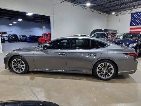 Used 2023 Lexus LS 500 w/ Interior Upgrade Package RWD image 13