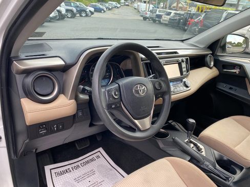 Used 2015 Toyota RAV4 XLE image 10
