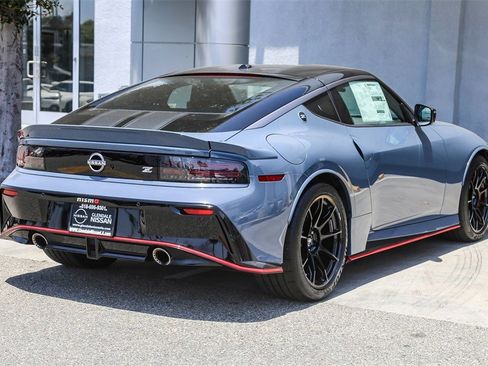 New 2024 Nissan Z NISMO w/ Floor Mat Package image 6