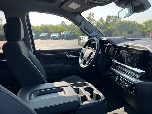 Used 2026 GMC Sierra 1500 Elevation AWD/4WD image 9