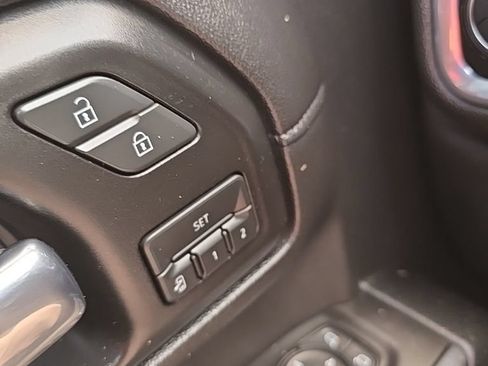 Used 2020 Chevrolet Silverado 2500 LTZ w/ LTZ Premium Package AWD/4WD image 27