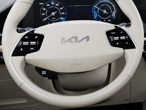 New 2026 Kia Niro Wave w/ Wave Preserve Package FWD image 22