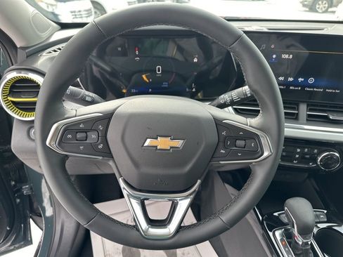 New 2026 Chevrolet Trax LT w/ Driver Confidence Package FWD image 10