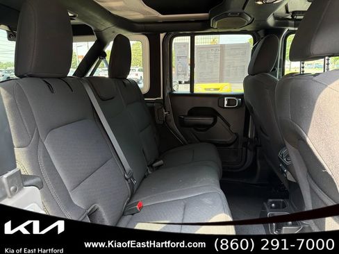 Used 2022 Jeep Wrangler Unlimited Sport AWD/4WD image 13