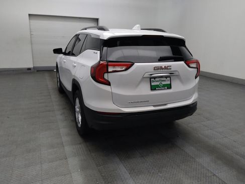 Used 2022 GMC Terrain SLE w/ Driver Convenience Package FWD image 5