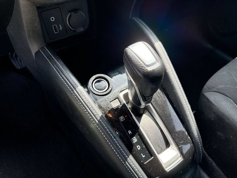 Used 2019 Nissan Kicks S FWD image 18