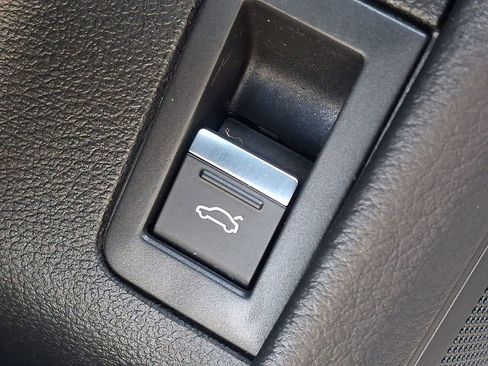 Used 2022 Audi S6 Premium Plus w/ S Sport Package image 26