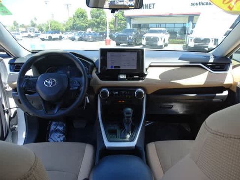 Certified 2023 Toyota RAV4 LE FWD image 23