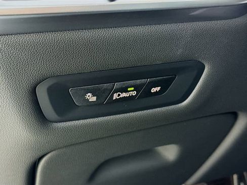 New 2026 BMW X5 xDrive40i w/ M Sport Package image 10