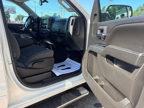 Used 2018 Chevrolet Silverado 1500 LT w/ All Star Edition AWD/4WD image 29