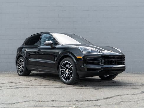 New 2026 Porsche Cayenne image 9